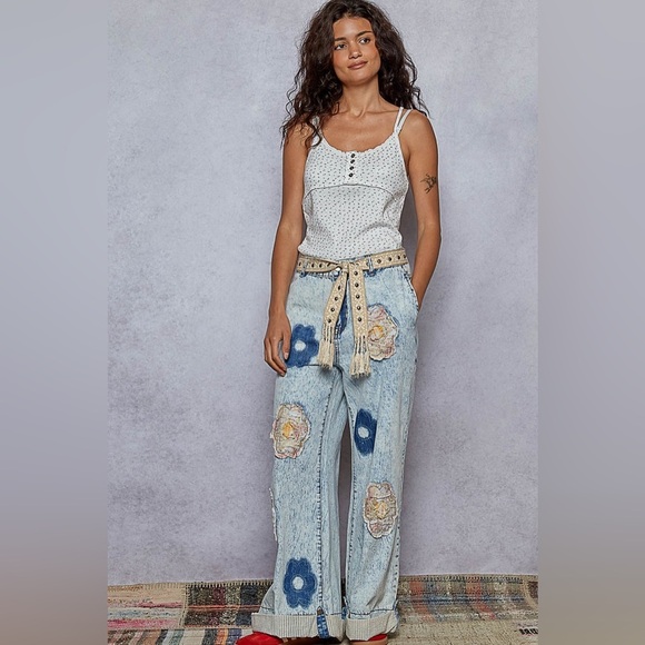 POL “ Daisy Blues “ Floral Patch Jeans | Denim - Picture 5 of 7